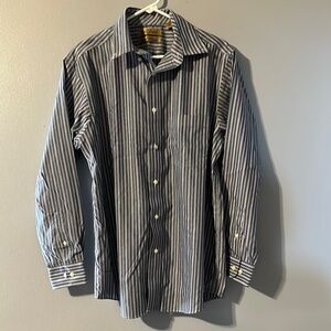 Gold Label Size Med. Womans Blue Striped Shirt
